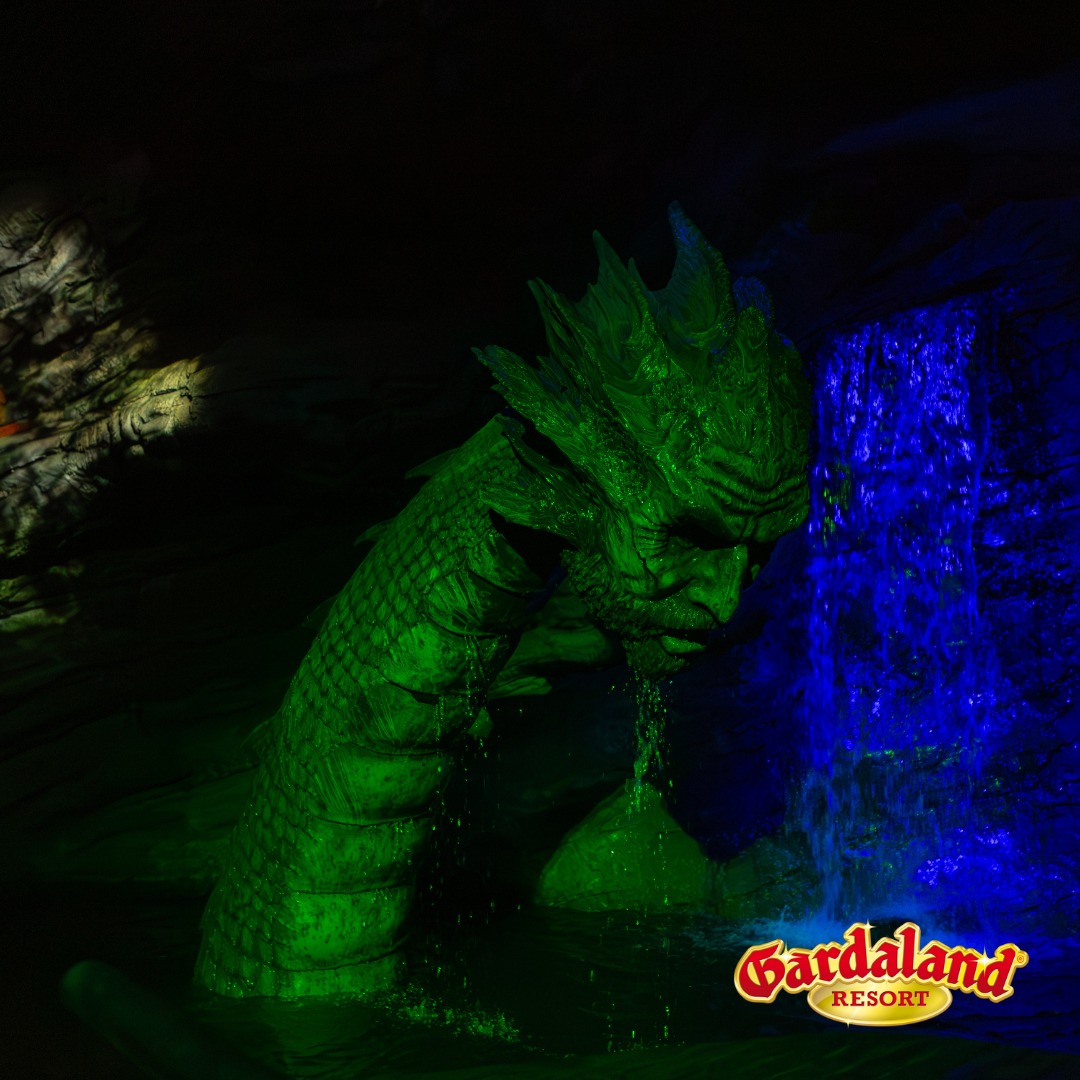 Gardaland sluit boatride I Corsari na 18 augustus dit jaar. Wat denk jij dat het park met de attractie gaat doen? Ombouwen naar een nieuw thema, vervangen, verwijderen, of? Laat ons weten wat je denkt op het forum!