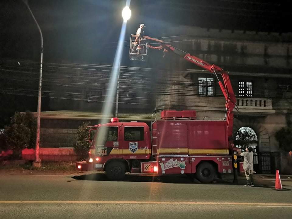 All in One #solar #streetlight installed on the 9M #pole in the Philippines.
#Lighting #LED #solarenergy #construction