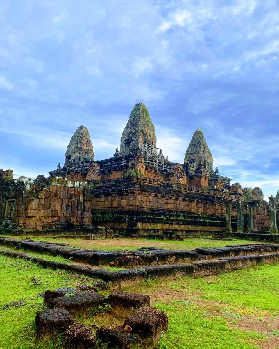 la_lune_66's tweet photo. ប្រាសាទប្រែរូប 🇰🇭🇰🇭🇰🇭 
#cambodia #khmer #siemreap #prerup #khmerempire #khmerculture #khmercultureheritage #amazing #unique #wonder https://t.co/XJjDhyncTs