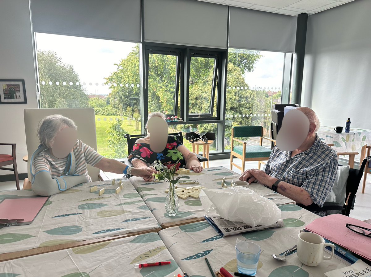ImcUnit's tweet image. Nice game of dominoes yesterday morning! 
#rehab #rehabgoals #physio #occupationalhealth #OT #PT #NHS