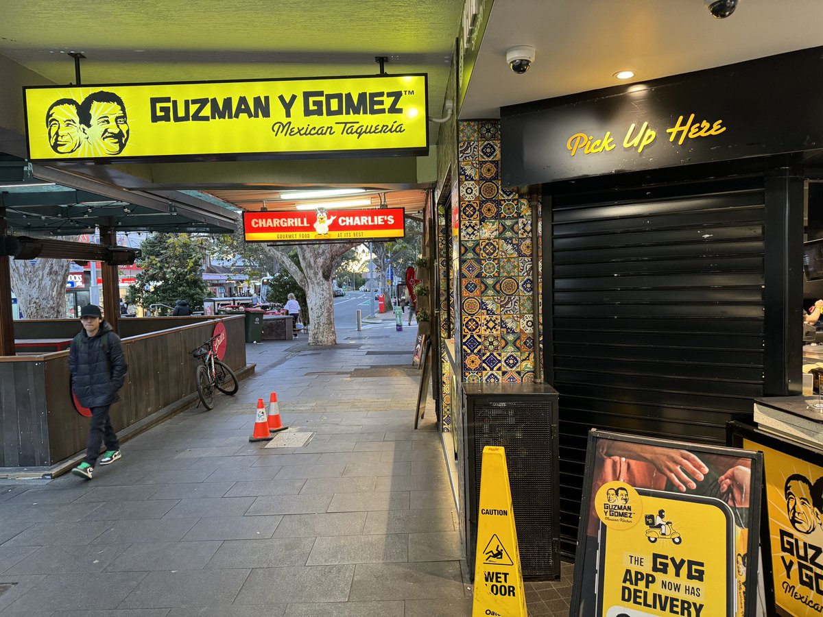 archiestaines9's tweet image. Guzman Y Gomez have closed due to the ongoing #techoutage