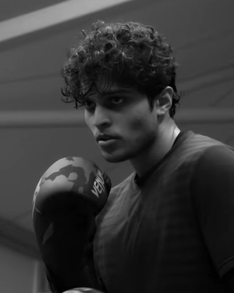 My boy's growing up!!🥊🥊