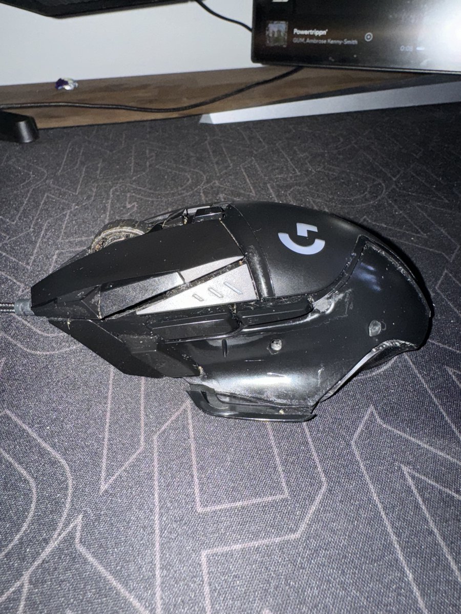 Kyle ‘SLENDEE’ Emblem 🇦🇺 (@slendeetv) on Twitter photo Ain’t no way, I guess it’s that time again to get another G502 😭 the rubber grips on both sides have now finally let go. I tried to upgrade to the G502 X Plus in white but it doesn’t have weights to put into it smh! <a href="/LogitechG_ANZ/">Logitech G ANZ</a> I need a white one with weights my guy! Ain’t no way, I guess it’s that time again to get another G502 😭 the rubber grips on both sides have now finally let go. I tried to upgrade to the G502 X Plus in white but it doesn’t have weights to put into it smh! <a href="/LogitechG_ANZ/">Logitech G ANZ</a> I need a white one with weights my guy!