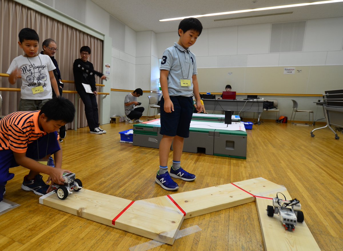 TruthAcademy2's tweet photo. いよいよRoboRAVE2024に向けて活動開始！
☆9/23（月祝）東京大会
☆11/15（金）～17（日）加賀国際大会～
https://t.co/w9fKNCzy7u
#ロボコン #RoboRAVE #ロボレーブ #小学生 #中学生 #高校生 #ロボット製作 #プログラミング #STEAM教育 #東京大会 #国際大会 https://t.co/EzmOvswKOF