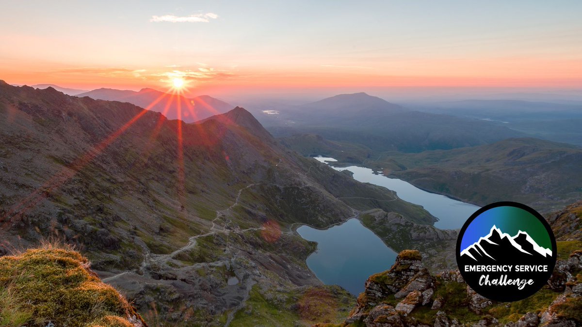 emergencysc's tweet photo. This weekend, some of the team are preparing for #Kilimanjaro by doing a lot of walking, finishing with a #Snowdon sunset walk. 🏴󠁧󠁢󠁷󠁬󠁳󠁿⛰️ #fundraising #charity #emergencyservicechallenge https://t.co/axM8zMTnsi