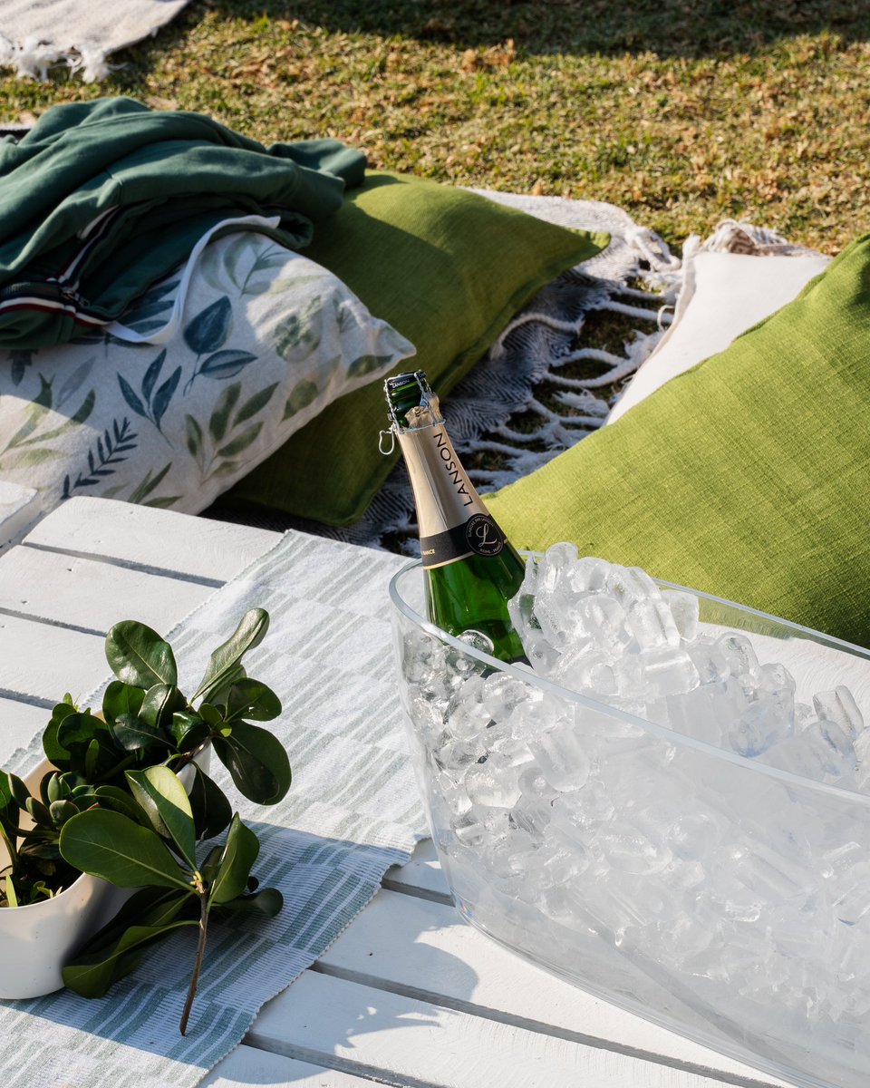 Great Domaines tweet media