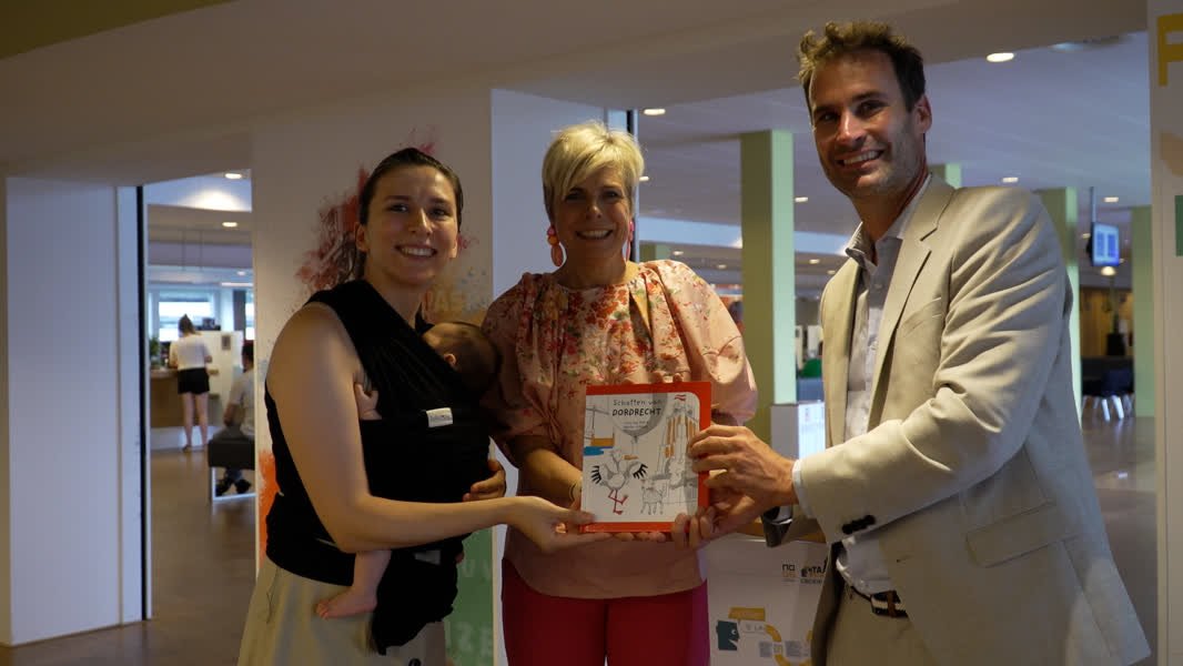 Zo moet het geboorteboekje bijdragen aan taalniveau jongste kinderen
rtvdordrecht.nl/nieuws/stad/zo…