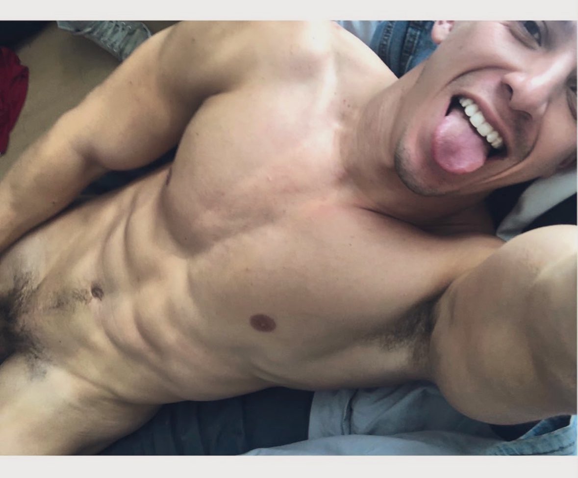 Danny Montero (@dannymontero_xx) on Twitter photo 