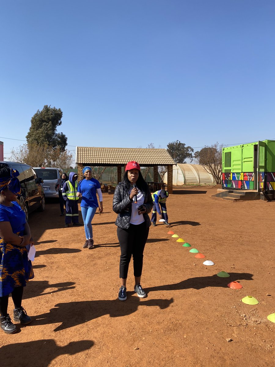 BritchamSAfrica's tweet photo. MandelaDay, 67 Minutes of service and blanket drive handout at Winnie Mabaso Foundation #mabasolove❤️#bcb #explore #67minutesformandela #67minutes #mandelaeffect #blanketdrive https://t.co/LPrGOqh1zv