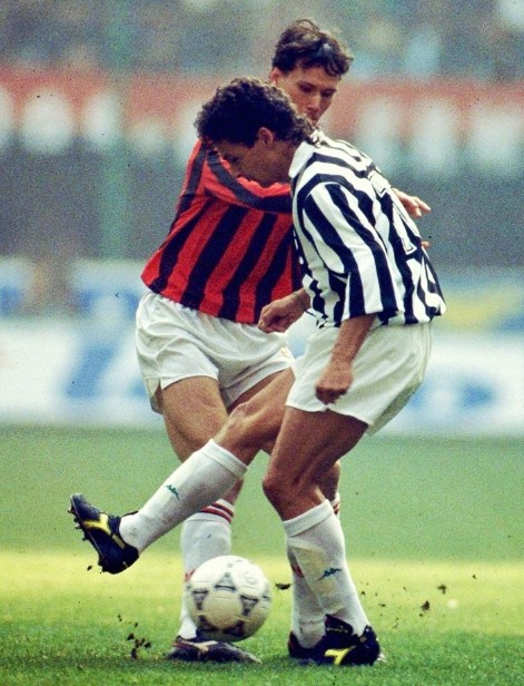 90s Football tweet media