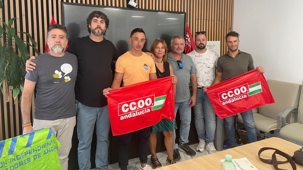 Industria_CCOO's tweet photo. 📢NOTICIAS DESTACADAS  

1️⃣9️⃣     0️⃣7️⃣      2️⃣0️⃣2️⃣4️⃣   

Aquí os dejamos un resumen de lo más relevante 👉 https://t.co/4ByaYZbZxe

✊ #PactoIndustriaYA     
✊ #SalarioOConflicto    
✊ #AhoraSiToca https://t.co/ijH8U4UxSN
