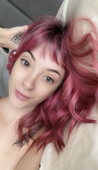 good morning 🥰   would you gimmie a facial as soon as i woke up?&hellip; https://t.co/w4UJb8odsm<a href="/tag/mvsales"class="tags"><span>#mvsales</span></a>