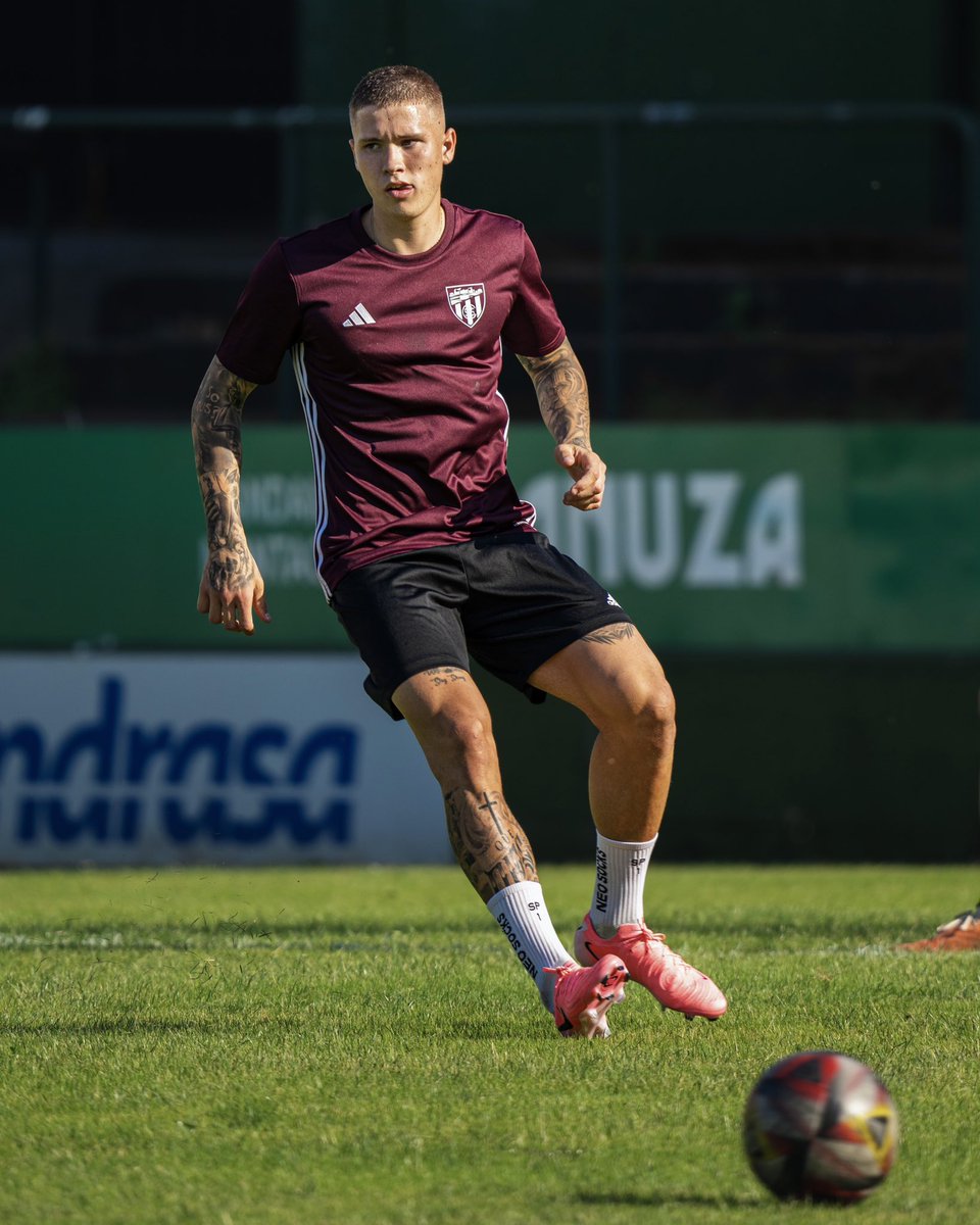 SestaoRC's tweet photo. 🫡 Lan da lan!

💪🏼 ¡Vamos a por el viernes!

#GoazenRiver https://t.co/9q8VenToxG
