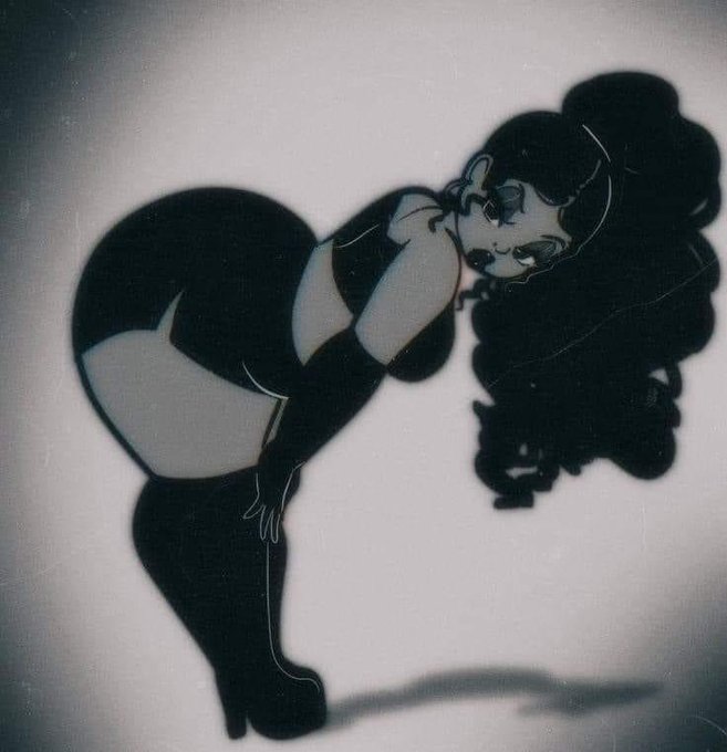 ME: IDC HOW LATE U RUNNING behind, i said BEND OvER RIGHT QUICK  HER:🥴🥴 https://t.co/ezFztk6Qx5