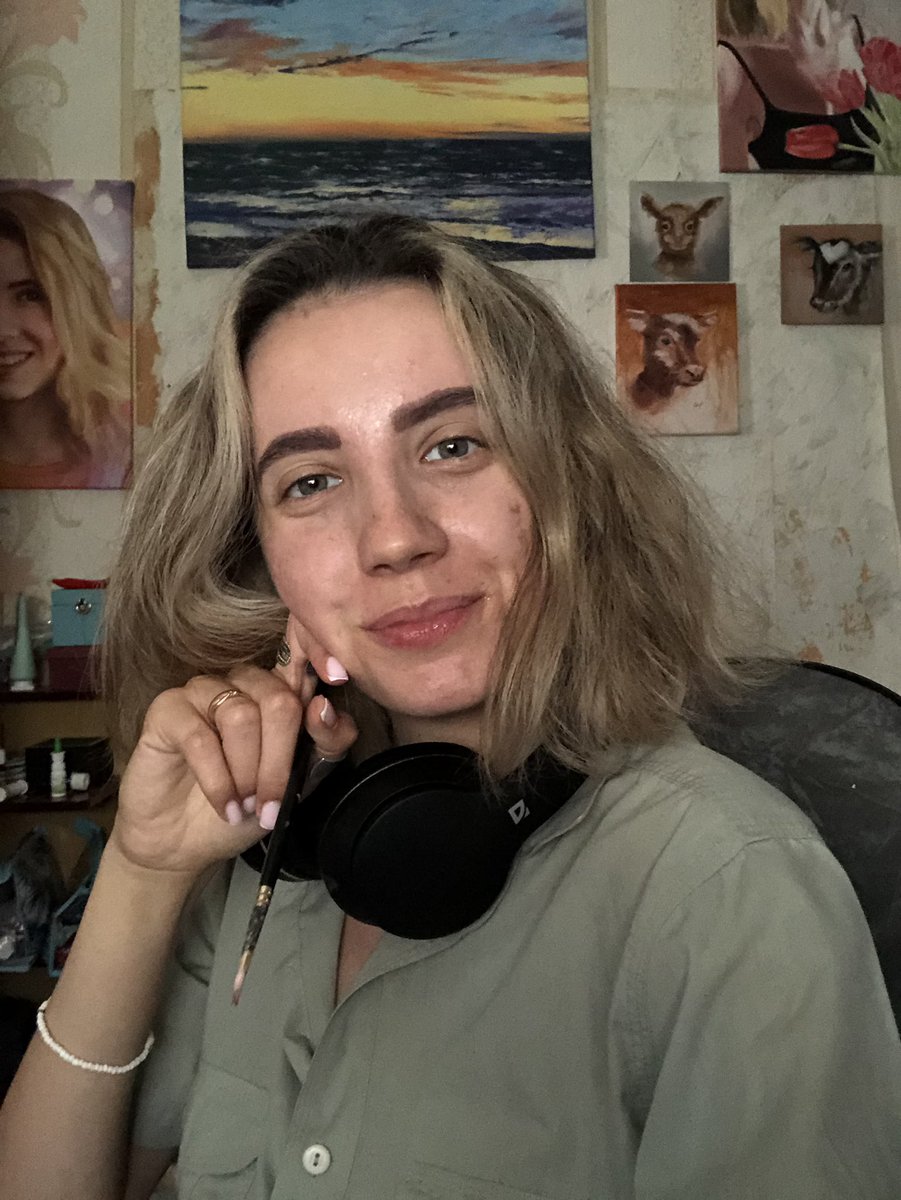 Lana_Eight's tweet photo. Good morning🧡

Have a great Friday, everyone, thank you 2536 people for being with me🫂 https://t.co/K4EOcRx0ao