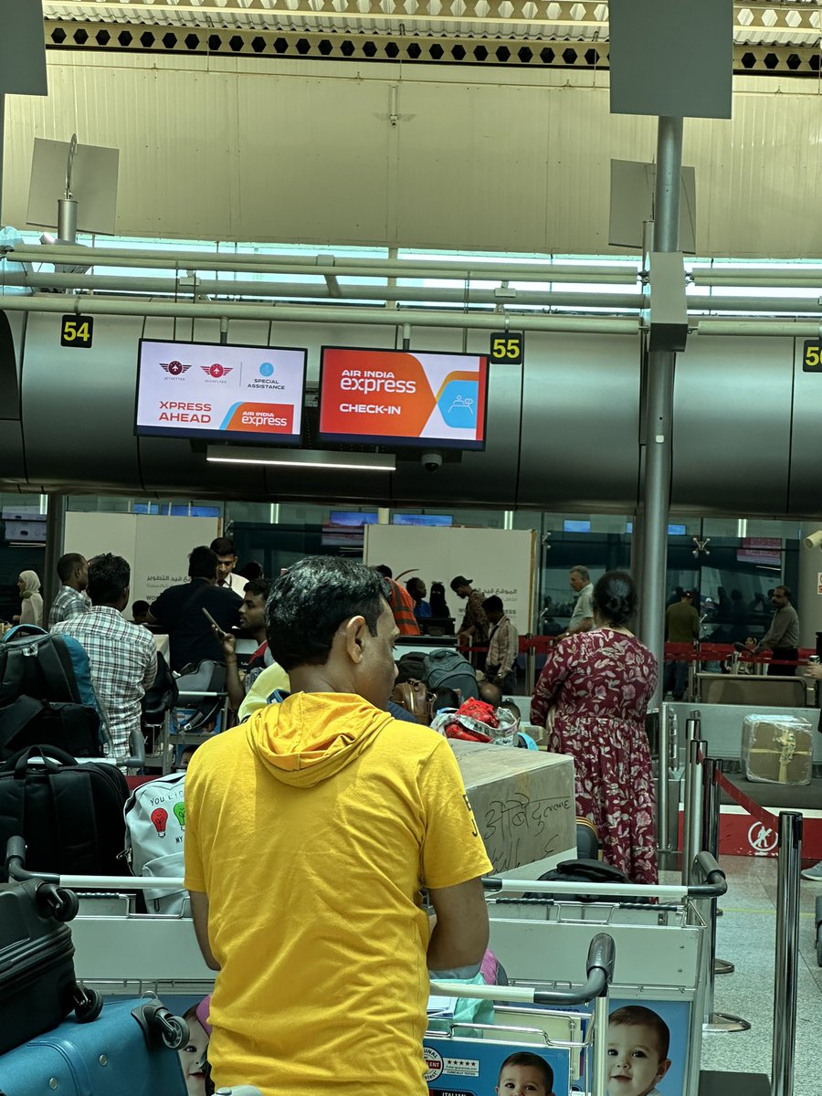 BrahminInDNorth's tweet photo. Hi @AirIndiaX any update with SHJ- VNS flight: 12pm is scheduled timing yet check in not started yet. Any update by when the technical glitch may be resolved? https://t.co/m1Q8WSP3sn