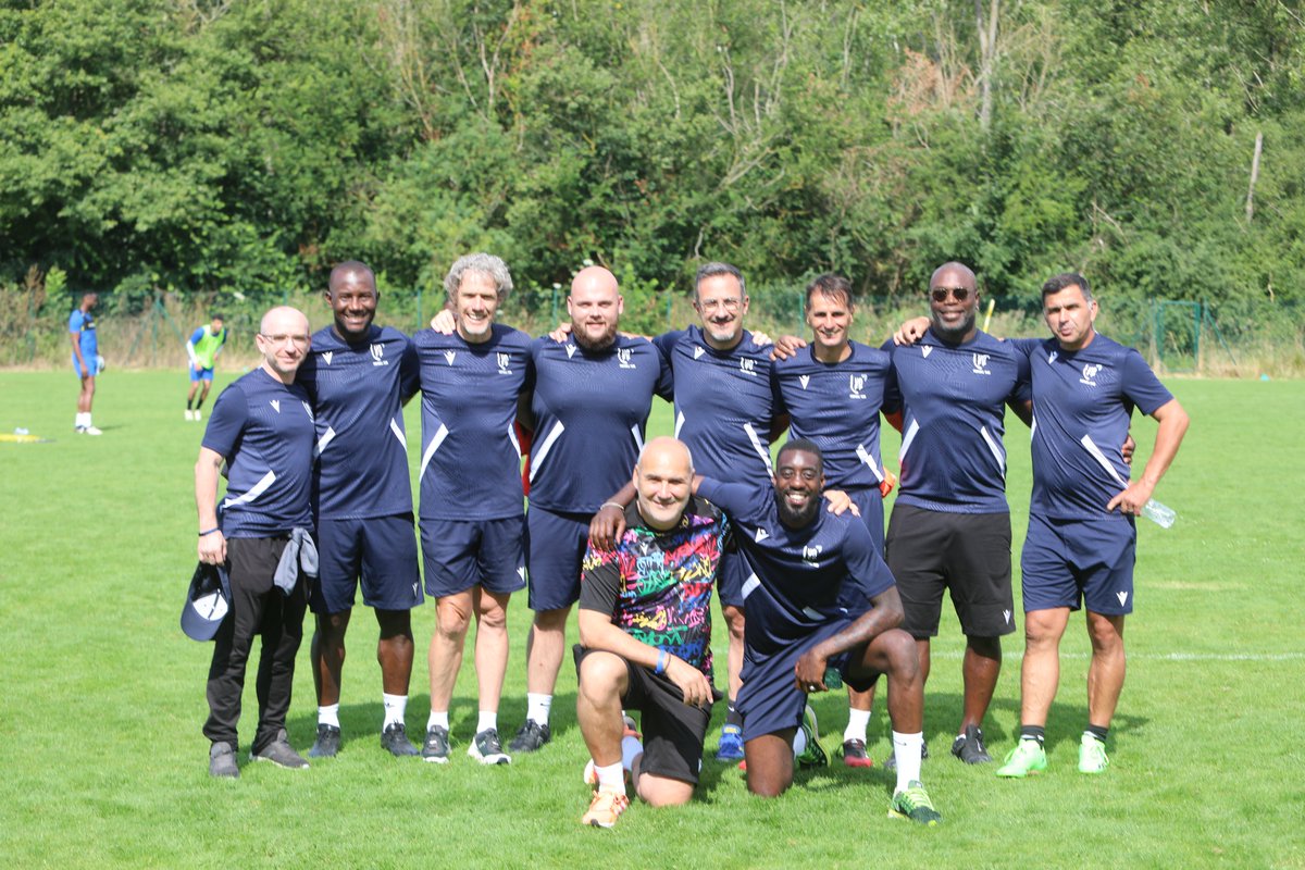 UNFP's tweet photo. 👏 Toute l'équipe de l'UNFP tient à chaleureusement remercier @damien_ott  , Jean-Jacques Pierre et André Biancarelli, qui se sont occupés avec brio des joueurs de l'UNFP Football Club depuis le 24 juin dernier.

🫡  Merci pour votre engagement, votre professionnalisme, votre état  d'esprit et votre bonne humeur dans cette aventure unique, humaine, pas  tout à fait comme les autres.

🔥 Un nouveau staff technique va prendre le relai pour la 2e partie de ce regroupement le 22 juillet prochain.

#UNFPFootballclub