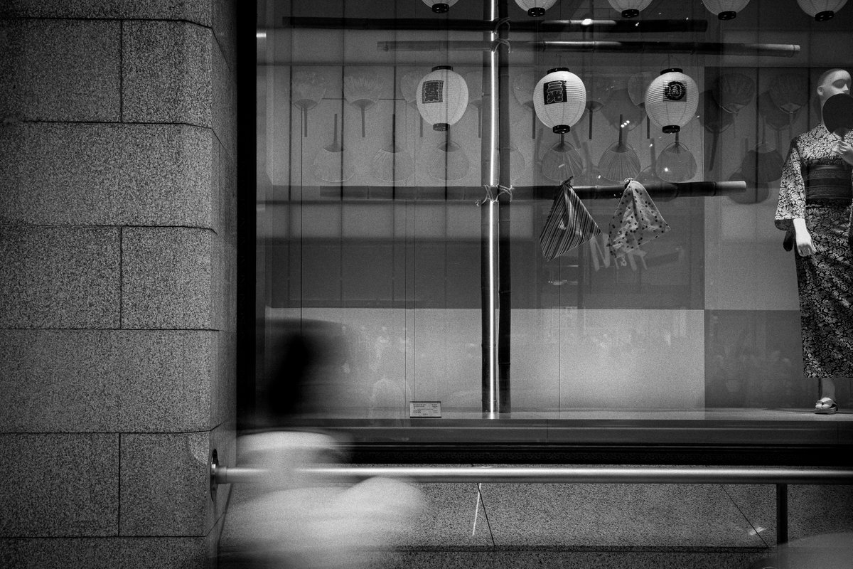 Str8Outta960's tweet photo. RICOH GR IIIx

#gr3x #griiix #grsnaps #ricohgr #grist #shootgr #streetphotography #streetsnap #monochrome #bnwphotography #モノクロ #白黒写真 #スナップ写真 #ストリート写真 #yousawscenes #キリトリセカイ #写真好きな人と繋がりたい #新宿 https://t.co/sjKbdCT0dU