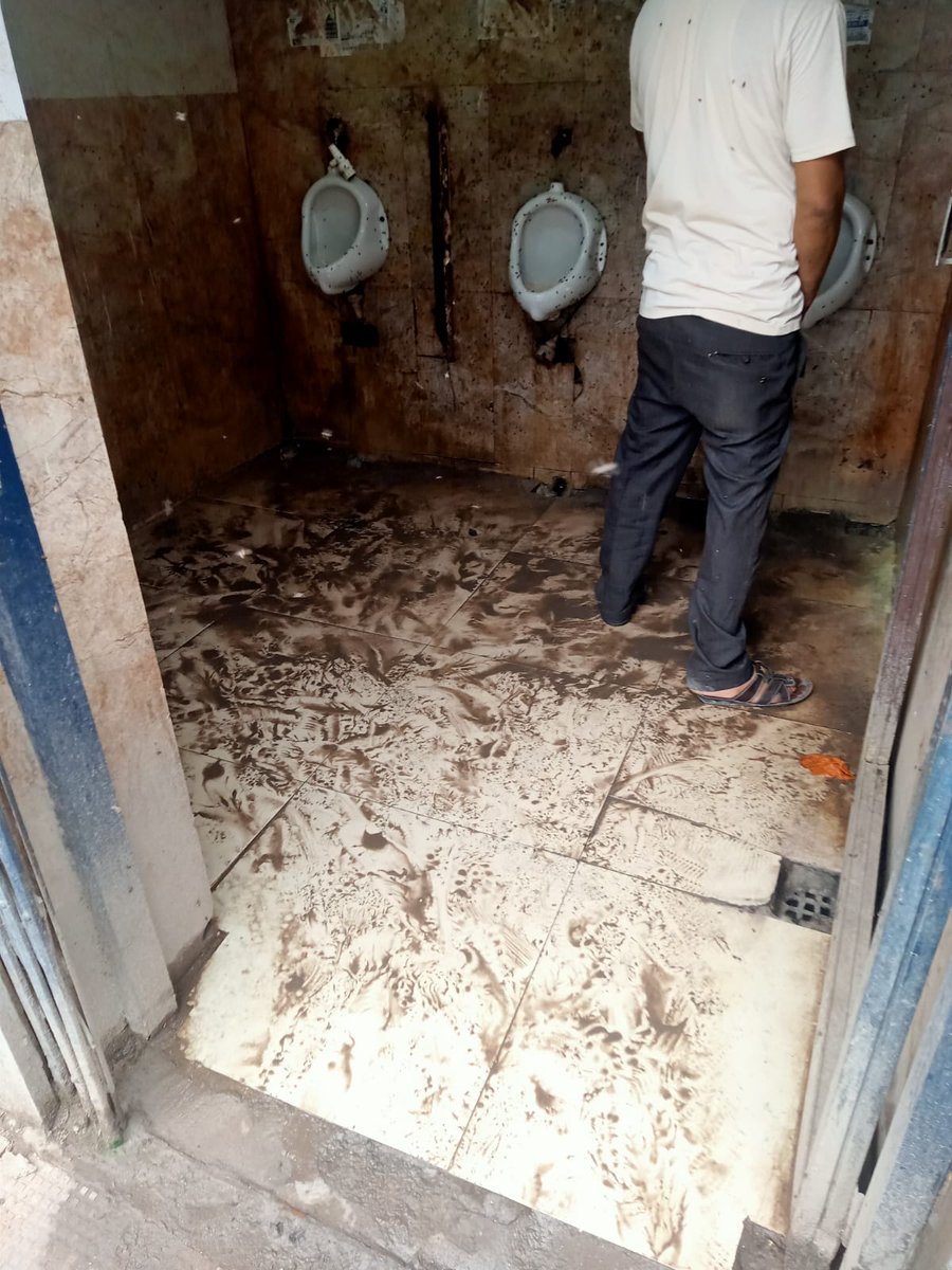 <a href="/SBM_MCD/">Swachh Survekshan MCD</a> <a href="/OberoiShelly/">Dr. Shelly Oberoi</a> <a href="/MCD_Delhi/">Municipal Corporation of Delhi</a> <a href="/Virend_Sachdeva/">Virendraa Sachdeva</a> <a href="/BansuriSwaraj/">Bansuri Swaraj</a> see the state of the public toilet in kotla market 
(new delhi south ex 1)  dharam bhawan building
nobody cares
is there a solution  to this or do the citizens just live with these unhyginic conditions?
message- 1