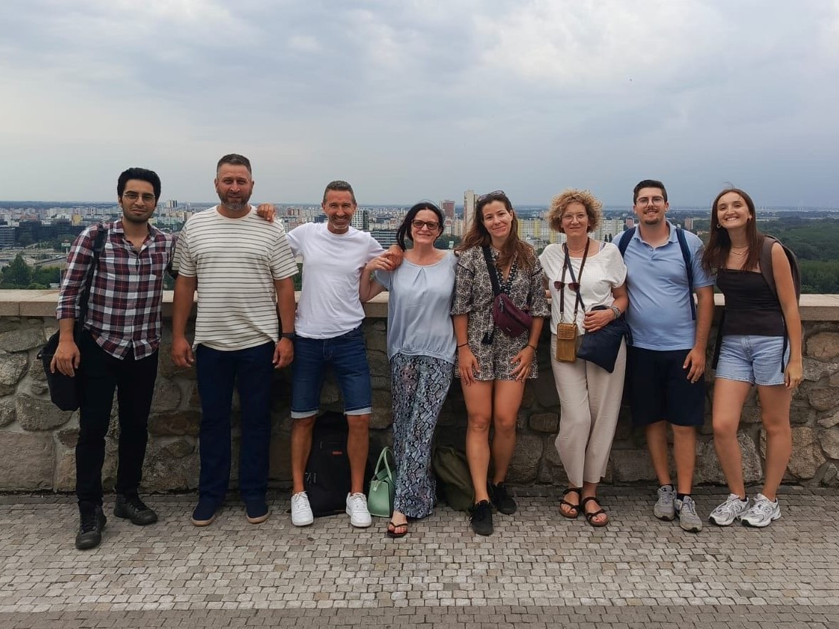 SDCSabac's tweet image. 💼Prošle nedelje naši predstavnici boravili su u Slovačkoj na sastanku u okviru projekta SPOCLIMAT.

ℹ️ sdcs.org.rs/spoclimat-tpm-…

🇪🇺 Co-funded by the EU

#erasmusplus #naturesports #greensports #cycling #trail #rowing #kayaking