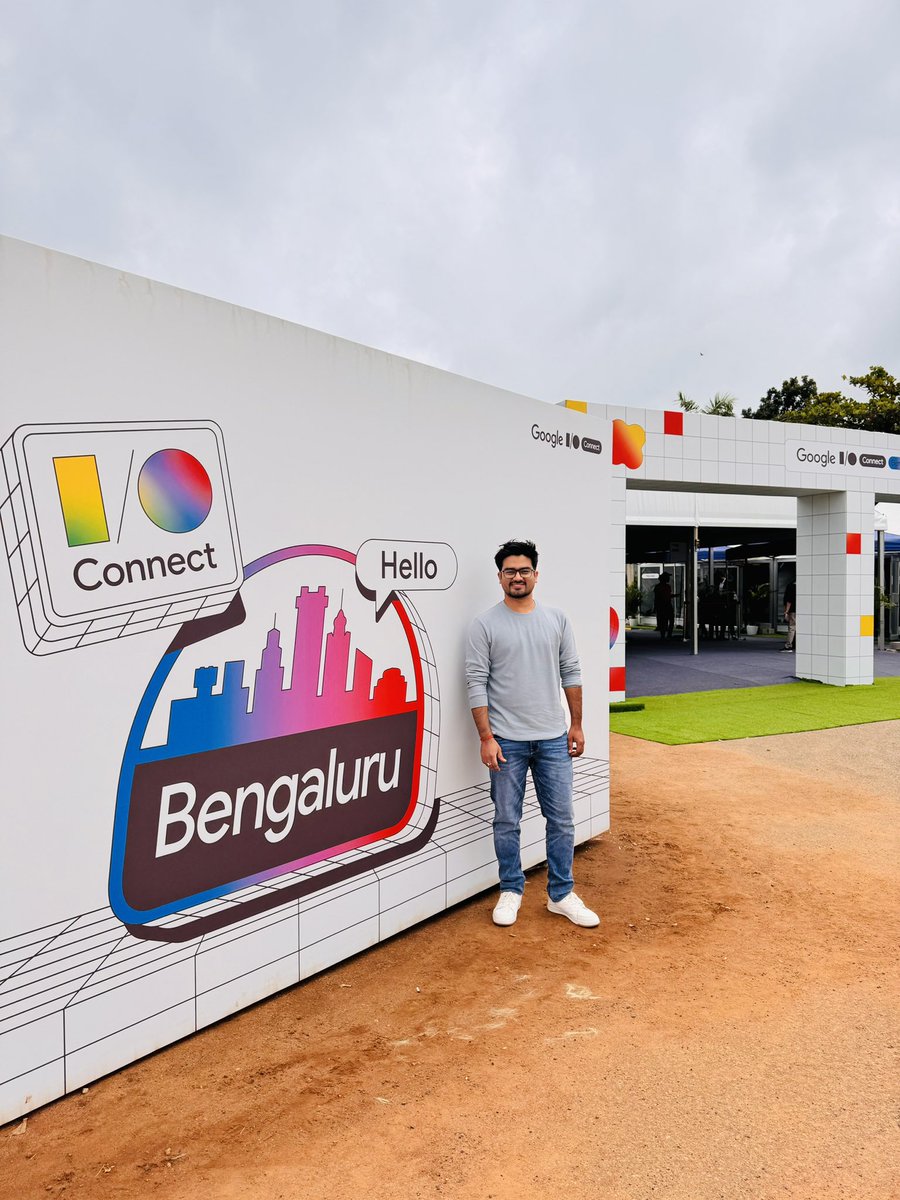 govind_am's tweet photo. Attended Google I/O, met techies, founders, and Googlers! https://t.co/idmHx4sfGF