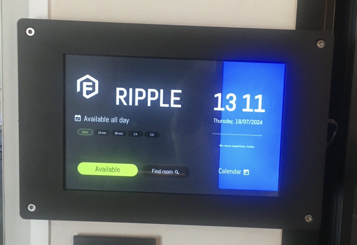 ziolkomz's tweet photo. It feels great to see companies adjusting my product to match their brand. See photos from the @FlumeAgency which is a happy Roombelt customer for the last 6 years! https://t.co/WgCyJ1r6fa