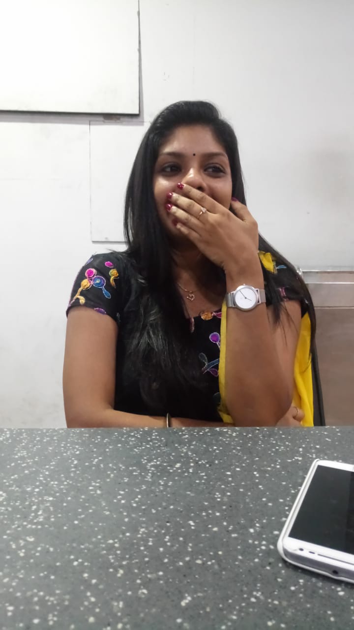 Kerala Thulasi Aunty | iiQ8 The Malayalam Viral Sensation & Hot Heroine Video Collections