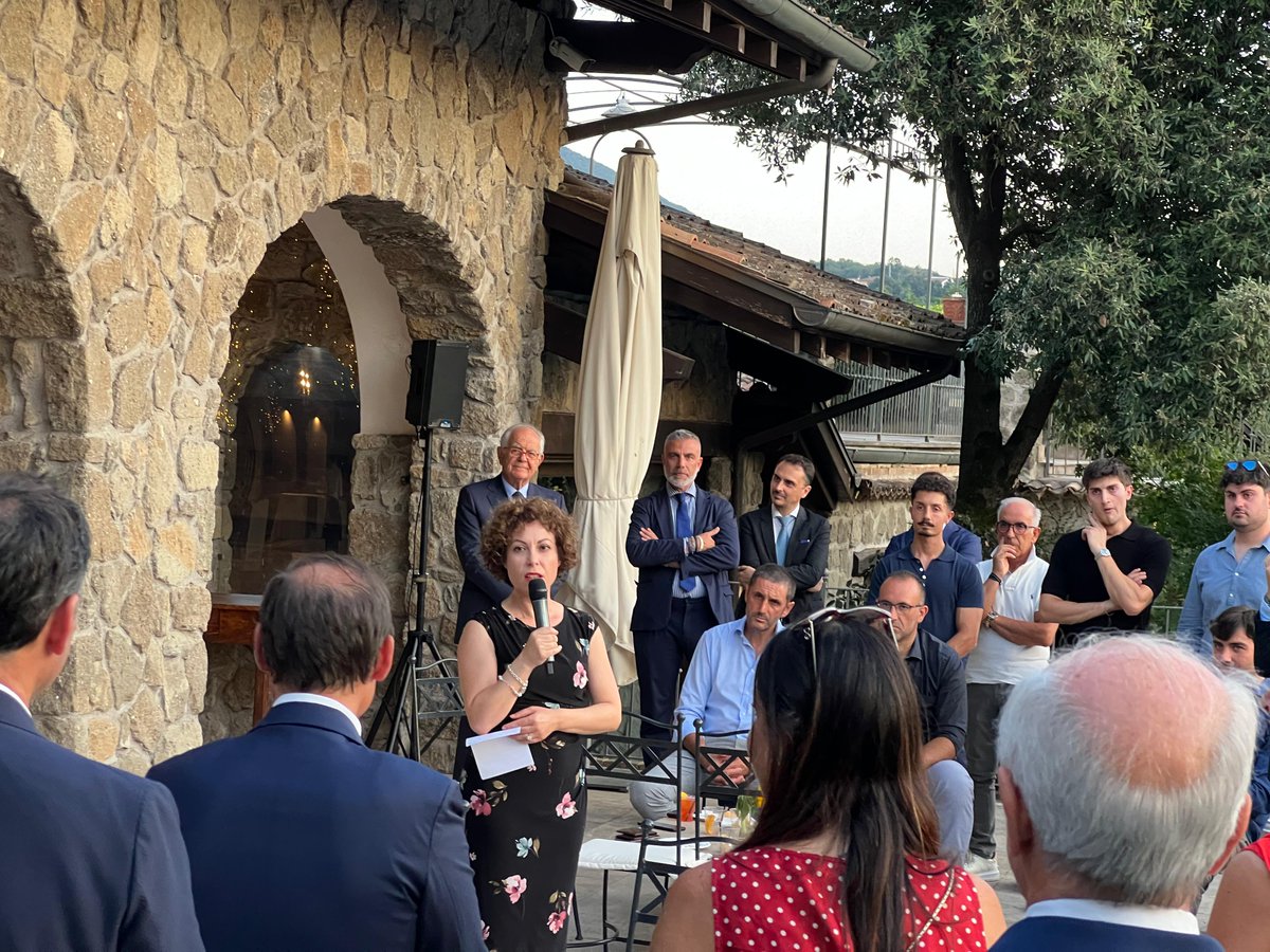 #Frosinone, oltre 150 #imprenditori insieme per celebrare l'estate e la conclusione del quadriennio guidato dalla Presidente territoriale <a href="/miriamdiurni/">Miriam Diurni</a>:

🗣️ “Ringrazio le Istituzioni e i tanti Associati al mio fianco, è una serata che esprime pienamente la coesione e il grande