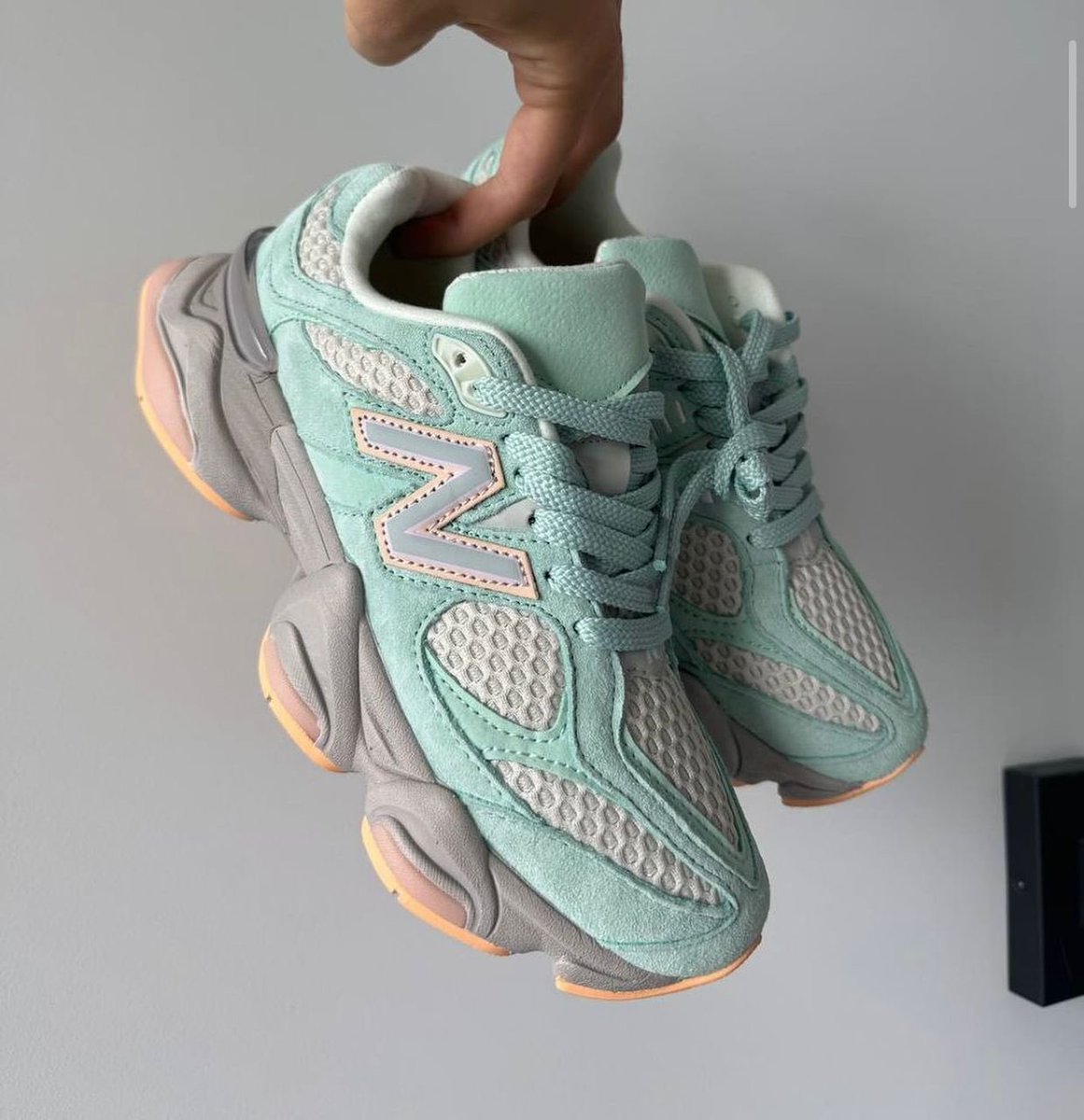 Feyisparkles's tweet photo. Good morning
Size: 39-45
Price: N57,000.
Kindly help me Rt🙏🏿 https://t.co/LDWiwv9tK5