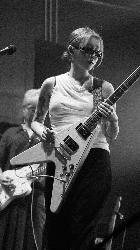 배경화면 당첨 ^_−☆