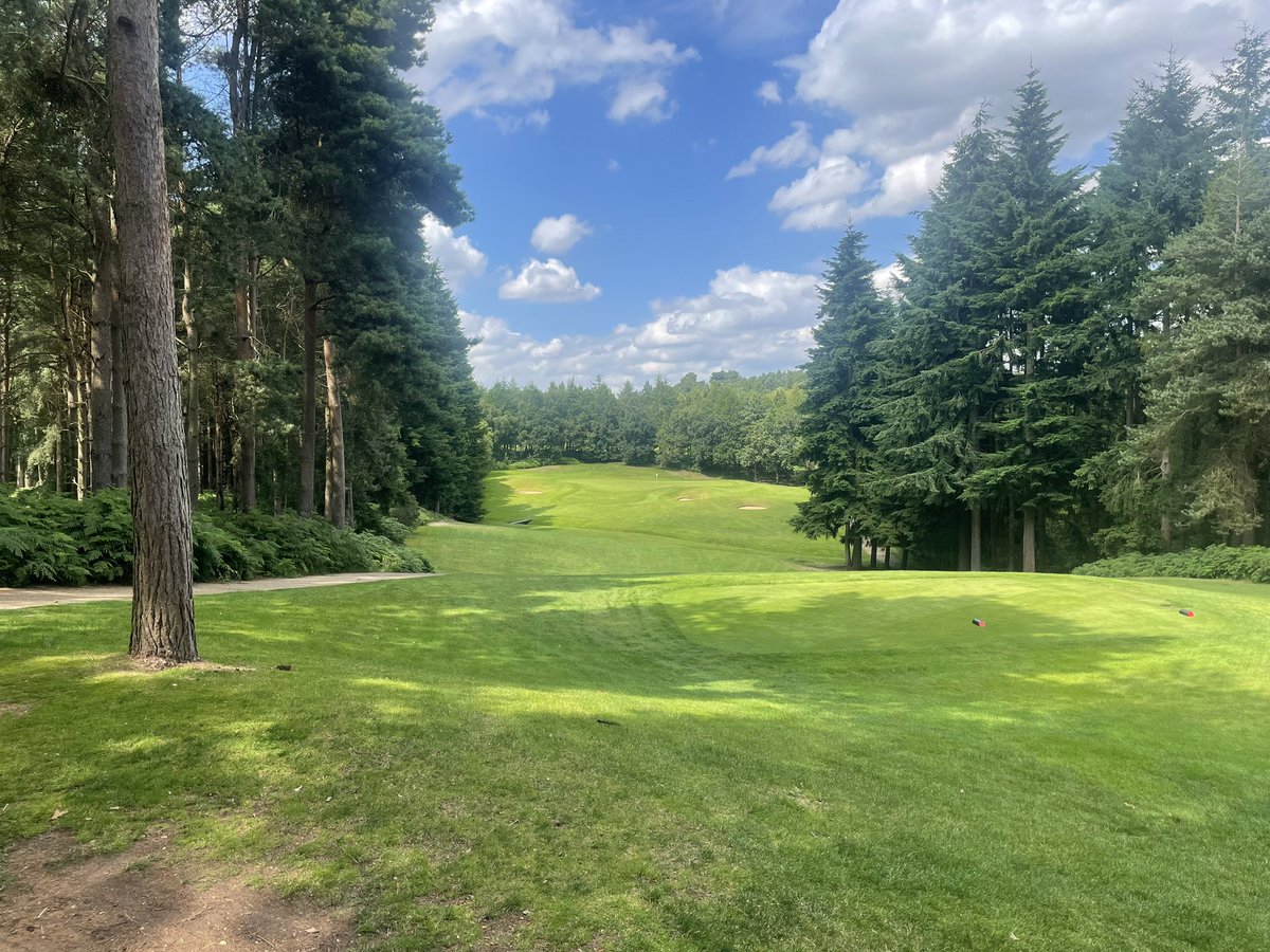 eastham_robert's tweet photo. @WoburnGC yesterday was fantastic! On to Trent Bridge today! https://t.co/rm9PXzCkDr
