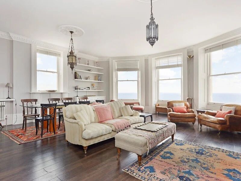 As Seen On Jitty 🕵🏻‍♀️ tweet media