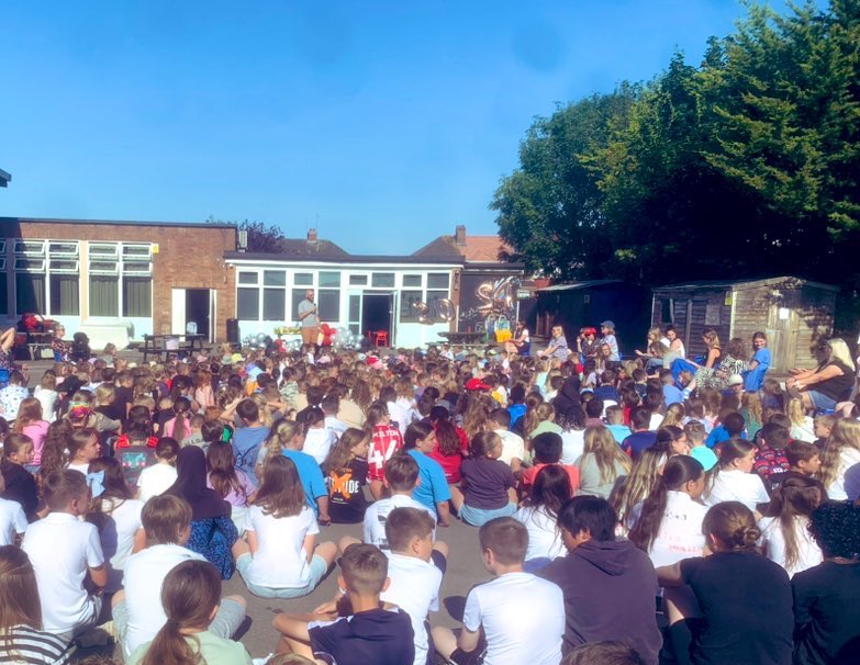 Headley Park Primary tweet media