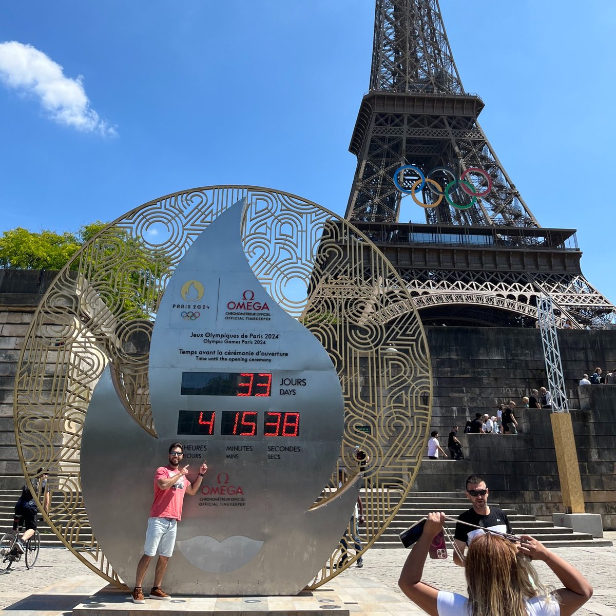 SiemensDE's tweet photo. Amir for #Olympia! Unser #Augsburger AzubiAmir Rezanejad wird als Wildwasser-Kanute im #IOC-Flüchtlingsteam in #Paris dabei sein. Ein Traum wird wahr! Wir sind stolz auf Amir und drücken die Daumen – ganz fest! Mehr erfahrt ihr ab Minute 8:30 im Video 👇