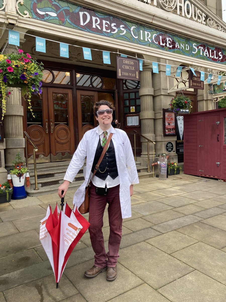 Ali,⁦<a href="/DB_Brolly/">DiscoverBuxtonBrolly</a>⁩ , Mrs Fox (really) and a lab coat ! On the medicinal uses of water one of our new tours created especially for ⁦<a href="/BuxtonFestival/">Buxton International Festival</a>⁩