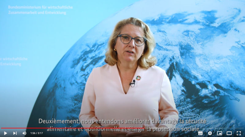Le soutien à la jeune génération: c'est l'une des priorités réaffirmée par la présidente de l'AG #AllianceSahel, la Ministre Schulze 🇩🇪 <a href="/BMZ_Bund/">Bundesentwicklungsministerium</a>, dans son message aux populations sahéliennes &amp; aux partenaires.
youtu.be/chtFJZw4Vvc