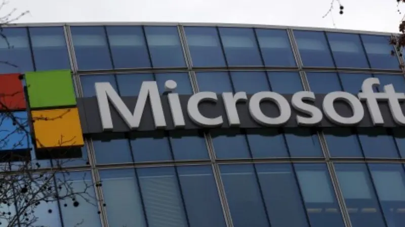 republic's tweet photo. Microsoft 365 outage disrupts global businesses and services
https://t.co/61CkzoRUAJ
.
.
.
#Microsoft | #Airline | #MicrosoftOutage | #indigo | #SpiceJet | #Akasa | #TechnicalChallenges | #Globaloutrage | #buisness | #BusinessNews | #republicbsuiness | #RepublicTV | #RepublicWorld