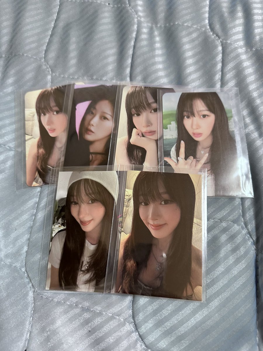 04_aespa's tweet photo. 譲：写真トレカ

求：買取（メルカリでのお取引）
orウィンター過去トレ(未所持)

レート考慮お願いします。
難しい場合♡のみになります。

#aespa #aespaHotMess #aespa交換 https://t.co/GrShHvLgae