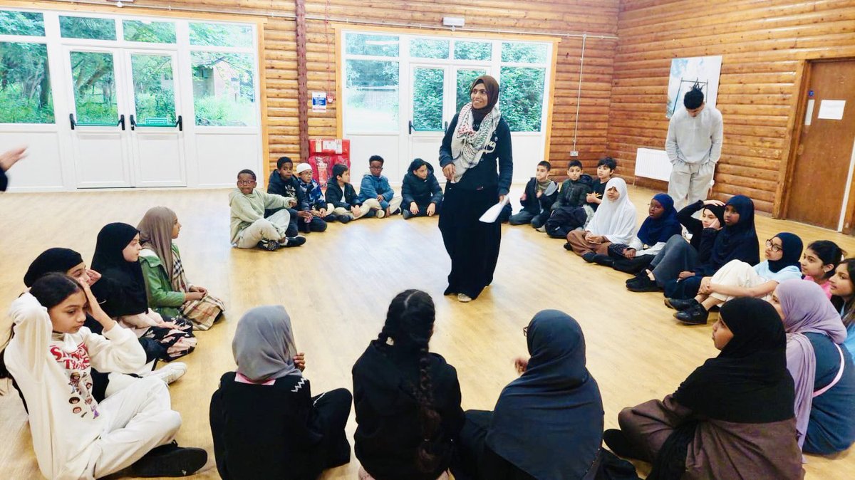 Oak_Tree_School's tweet photo. 📚✨ What a journey! Today marks the last day of term and the end of another incredible academic year 🎉

A huge thank you to our amazing students, dedicated teachers, and supportive parents. Enjoy your well-deserved summer break! 🌟🌿 #OakTreePrimary #IslamicScienceSchool https://t.co/4fpiNeGQlw