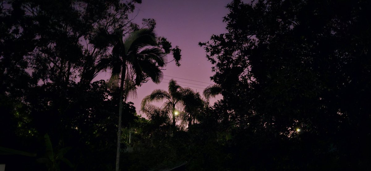 LP_Kazoku's tweet photo. Tonight's sky is for you @KarmaDoll77 💜🩷
It still feels like yday we were laughing and talking about our ridiculous random MS inspired  adventures.  Miss you so much xo https://t.co/oQcgHDeujr
