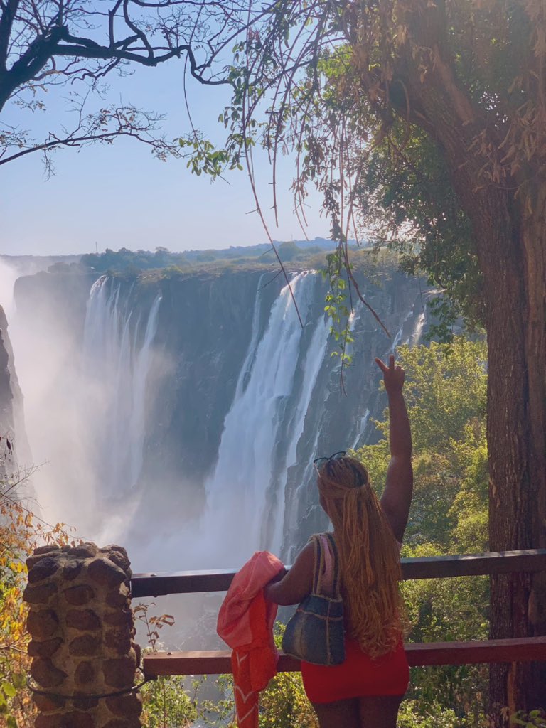 KaindaAmida's tweet photo. Visited the falls 🙃👍🏾 https://t.co/Drr23zFO1b