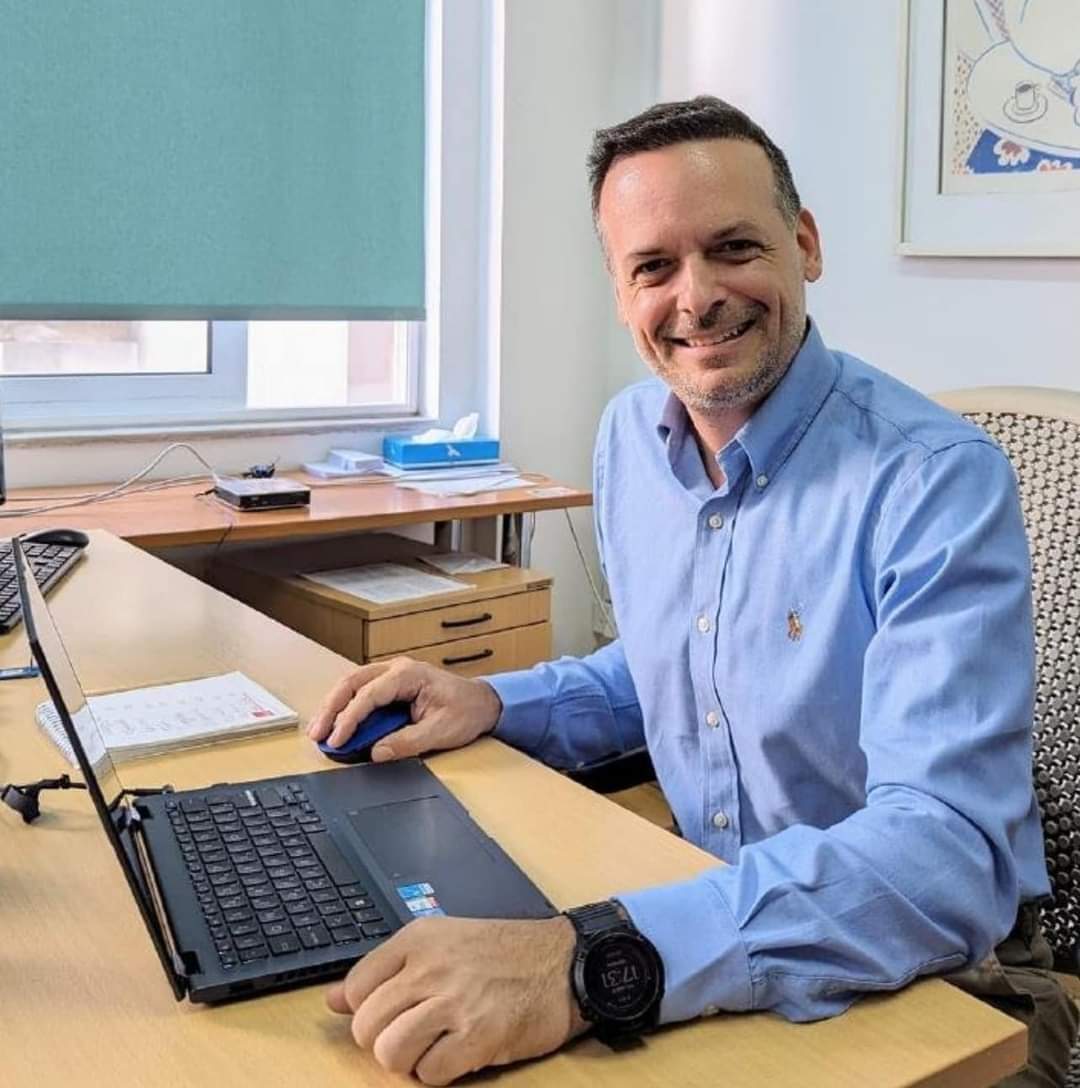 oldfileles's tweet photo. Έπεσαν τα συστήματα της Microsoft.
Αντικατάσταση Μπιλ Γκέιτς ΤΩΡΑ... https://t.co/nuktwrIDRa