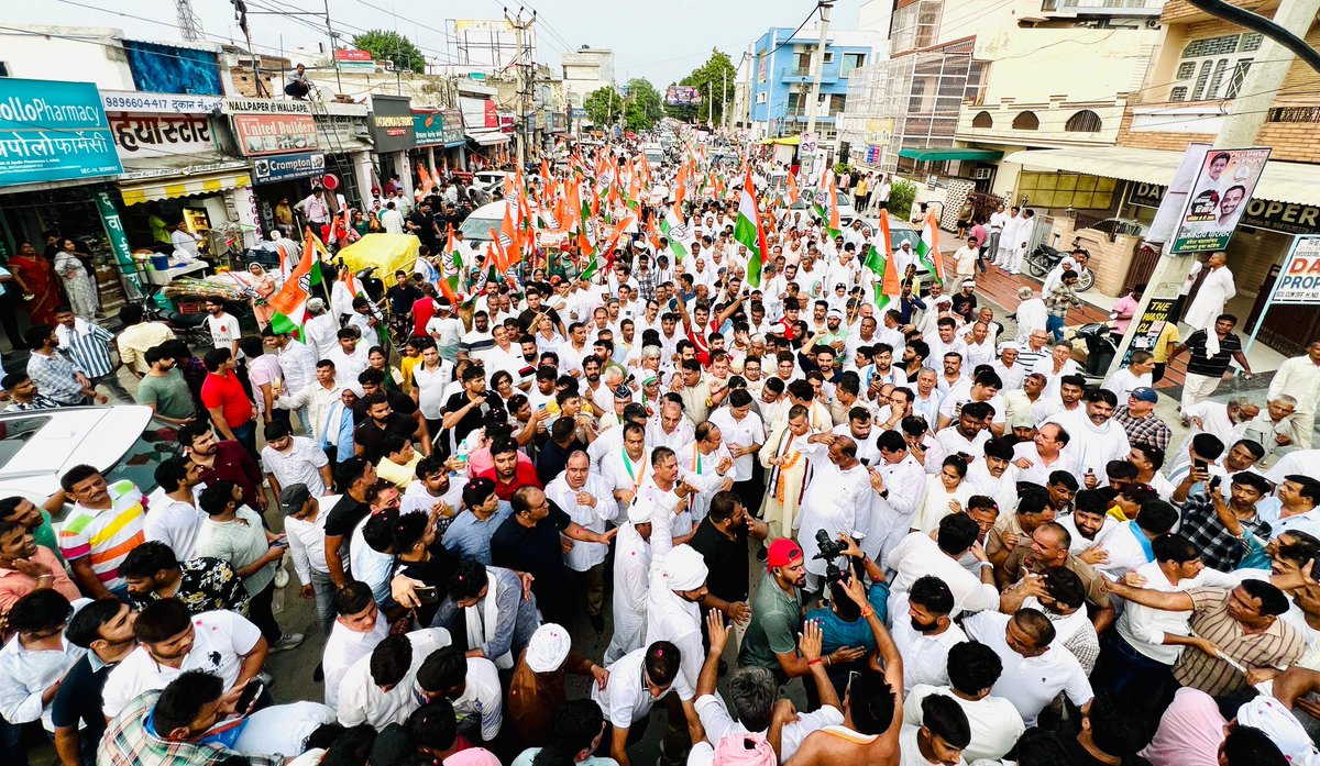 ssachdeva_'s tweet photo. सोनीपत विधानसभा में उमड़े जन सैलाब ने @DeependerSHooda जी के नेतृत्व में भाजपा से हिसाब माँगा|
हिसाब दो, हिसाब दो, बीजेपी हिसाब दो ! 
#हरियाणा_माँगे_हिसाब https://t.co/gZ4JDMcM5h
