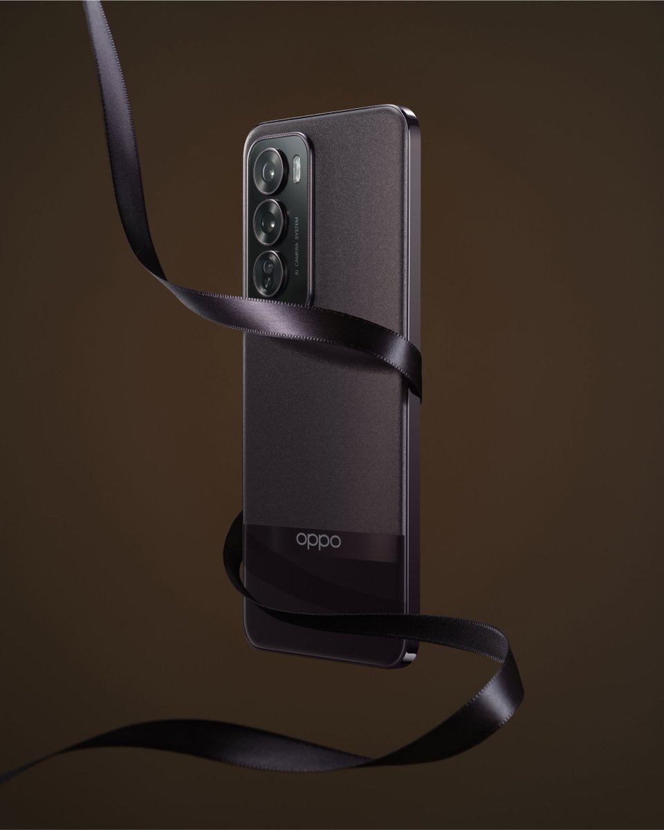 oppo's tweet image. Deluxe matte and glossy textures, divided with a stylish ribbon.

Experience the #OPPOReno12Pro in Space Brown 🤎

#OPPOAIPhone