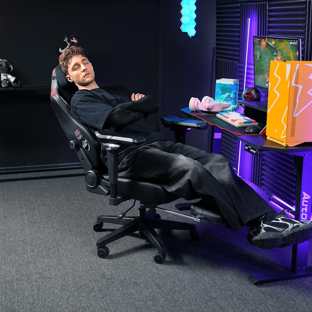 ad_miyazaki's tweet image. ★座面の通気と加熱のデュアルファン通風が嬉しいね。
#AutoFull(#オートフル)#M6 #ゲーミングチェア #通風と加熱座席 #幅広座面 #通気性パンチングPUレザー #可動式ランバーサポート #6Dアームレスト #ゲームチェアイス #オットマン付き
amzn.to/3W8dJXH