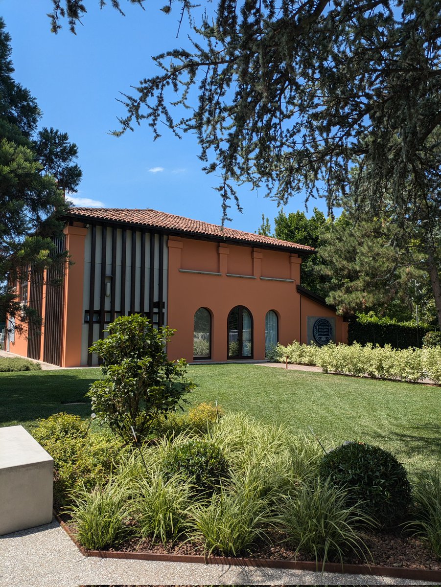 Chris Lock (@chrisl_wls) on Twitter photo Last week's trip to Bologna to visit the <a href="/IsokineticMed/">Isokinetic</a> education and research campus was hotttt! 🥵 Beautiful city though and amazing food. Even caught a glimpse of Bologna FC new signing arriving for his medical! Last week's trip to Bologna to visit the <a href="/IsokineticMed/">Isokinetic</a> education and research campus was hotttt! 🥵 Beautiful city though and amazing food. Even caught a glimpse of Bologna FC new signing arriving for his medical!