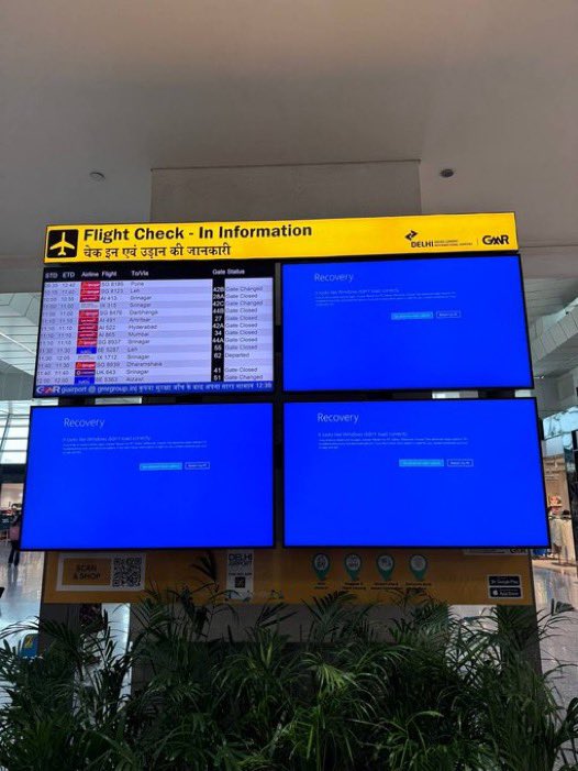 CinemaShogun's tweet photo. BREAKING 🚨 

Delta, United , and American Airlines have grounded all flights world wide due to the Cyber Outage. 

This is reportedly one of the biggest Cyber Outages in history. https://t.co/eifN0Z1T5z
