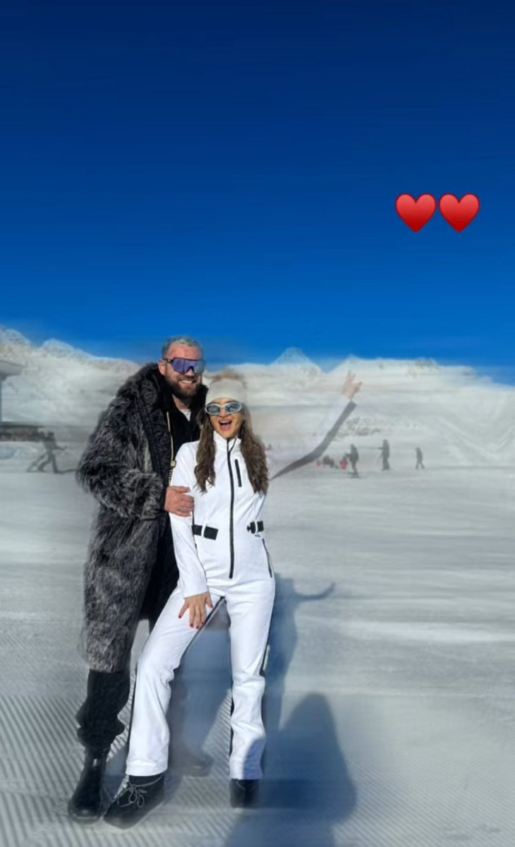 Nikoletakakara1's tweet image. 💞💞#ejllat #DoPi👑👑