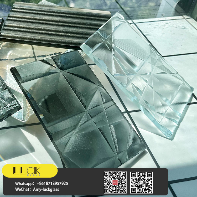 Rosa_luck_glass's tweet image. New glass, so beautiful
Welcome to consult WhatsApp: 008618713957925
#lcukglass #clearfloatglass #clearglass #floatglass #patternedglass #figuredglass #texturedglass #glassdoor #glassdoors #glassdivider #frostedglass #roomdivider #glasstabletop #foldingdoor