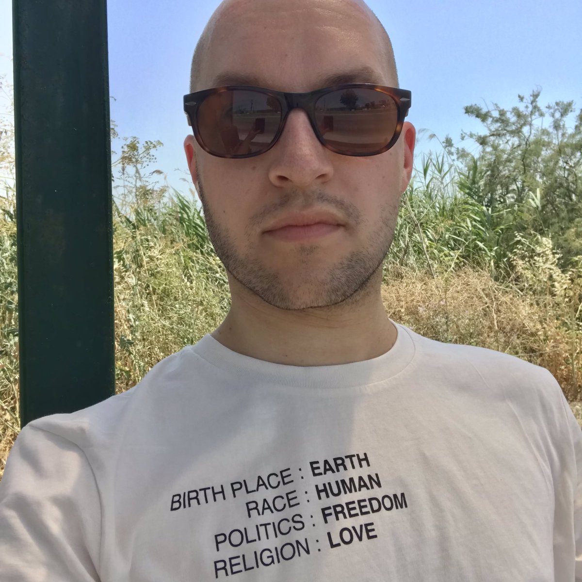 any questions? 🧐

Ich habe in den letzten Tagen wieder zu Hauf Hasskommentare unter meinen Videos bekommen.

Niemand hat mir zu sagen, wie ich mein Leben zu leben und was ich mit meinem Körper zu machen habe! Und das gleiche gilt natürlich für euch alle! ❤️